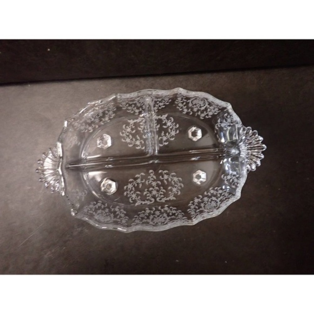 Vintage Fostoria Clear Navarre Etched Footed Baroque Glass Divided Relish Dish‎